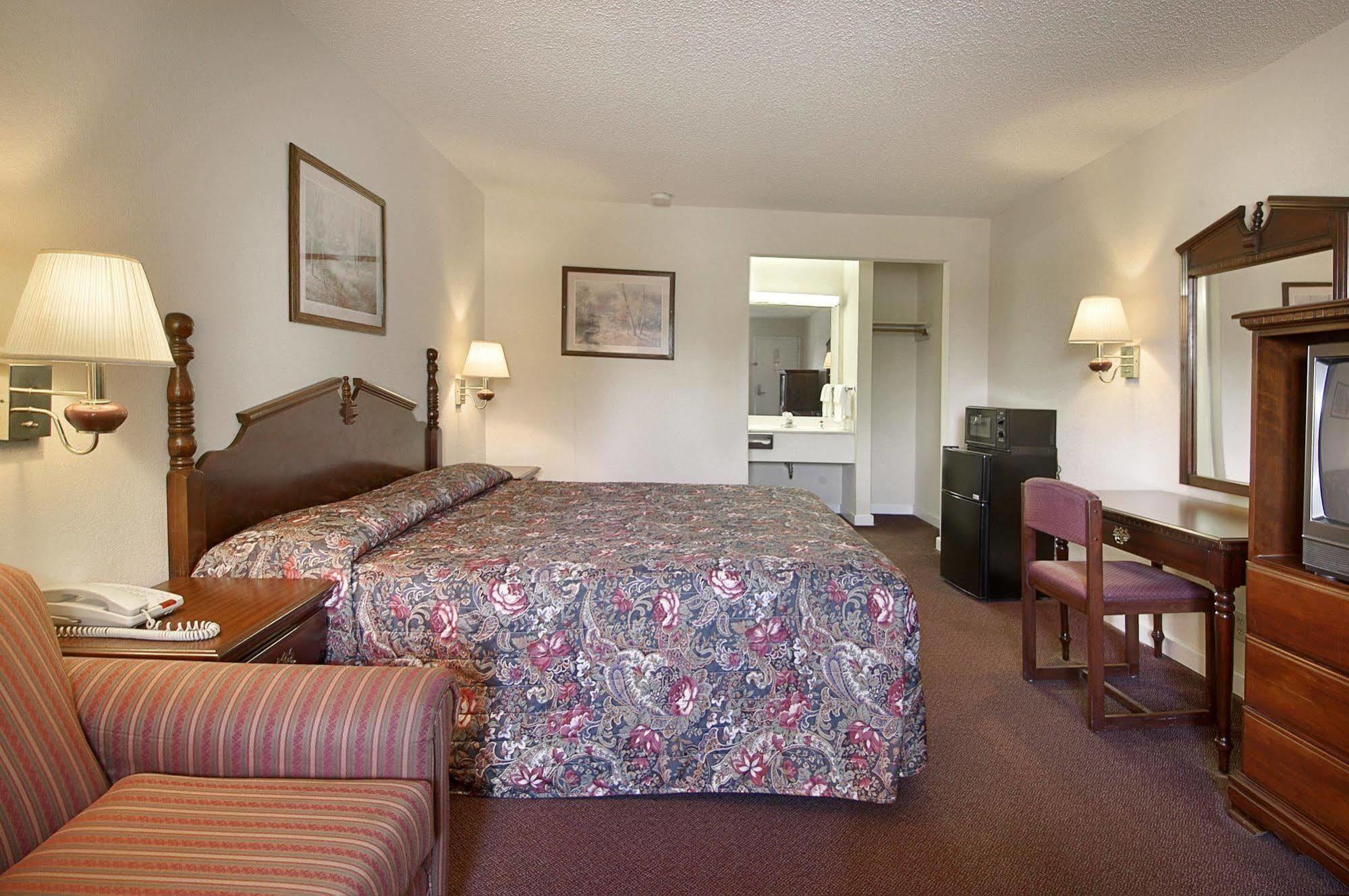 Rodeway Inn Lumberton Luaran gambar